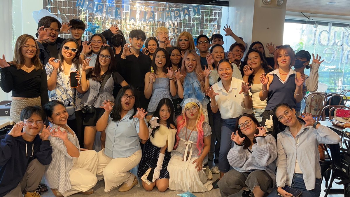 gabzillas_ofc's tweet photo. With grateful hearts, we thank everyone who helped make GAB’s birthday celebration a success. The smiles, laughter, and shared moments were the highlights of our journey. 💙

FLIGHT 0727 Ready4TakeOff
#GABestDay #AON_GAB https://t.co/P3e8oPGIWw