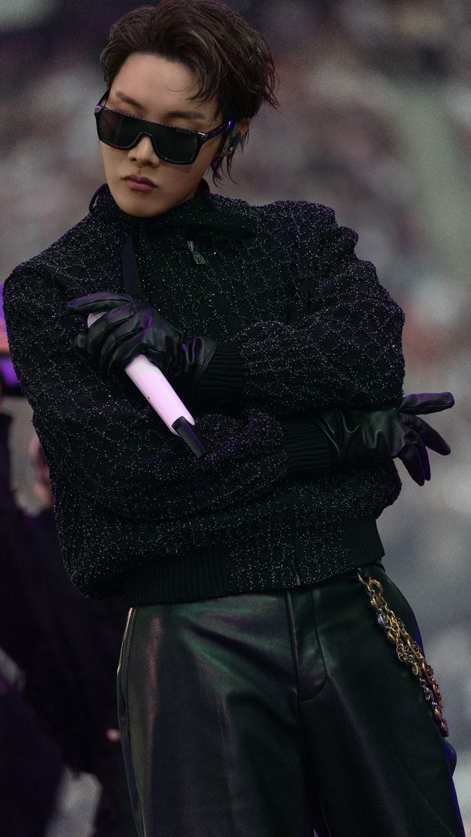 j✧𝖍𝖔𝖕𝖊 MANG 🐿💚ミ¹⁵³₂₁₈1∞ (@jhopesuperstar_) / Posts / X