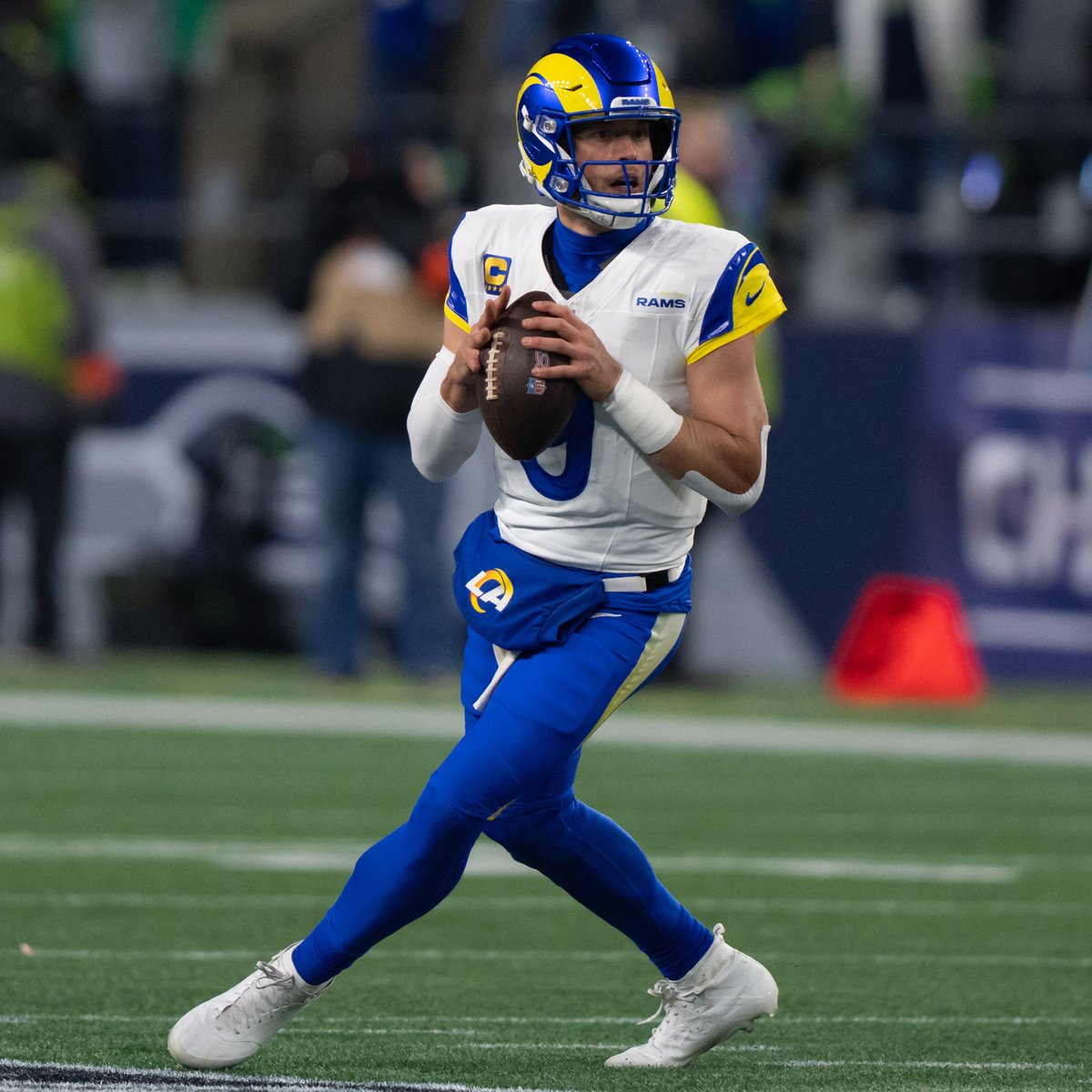 TSN_Edge's tweet photo. MORNING COFFEE ☕️

Rams emerge as the clear Super Bowl favourite @FanDuelCanada 🏈

@Domenic_Padula has more: https://t.co/j1xUZCYQ20 https://t.co/6UNbtM5PxG