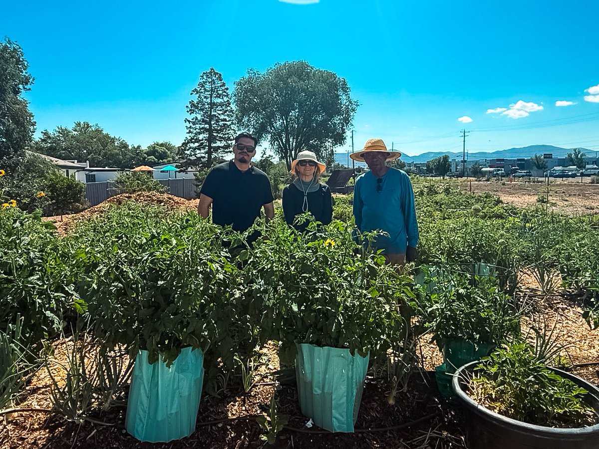 ForRecovery's tweet photo. ☀️ Connecting with Recovery Friendly Workplaces across the state. Our Employment Program Manager, Roberto, visited employers in Reno last week to continue fostering pathways to employment for people in recovery and offer additional training and resources on substance use and suicide prevention for Nevada businesses and nonprofits participating in the initiative.

#Reno #Nevada #RecoveryFriendlyNV #recoveryfriendlyworkplace #RecoveryReady #ForRecovery #NV #SupportedEmployment #Clubhouse #RecoveryWorks #Employment #WorkOpportunities #ReadytoWork #jobs