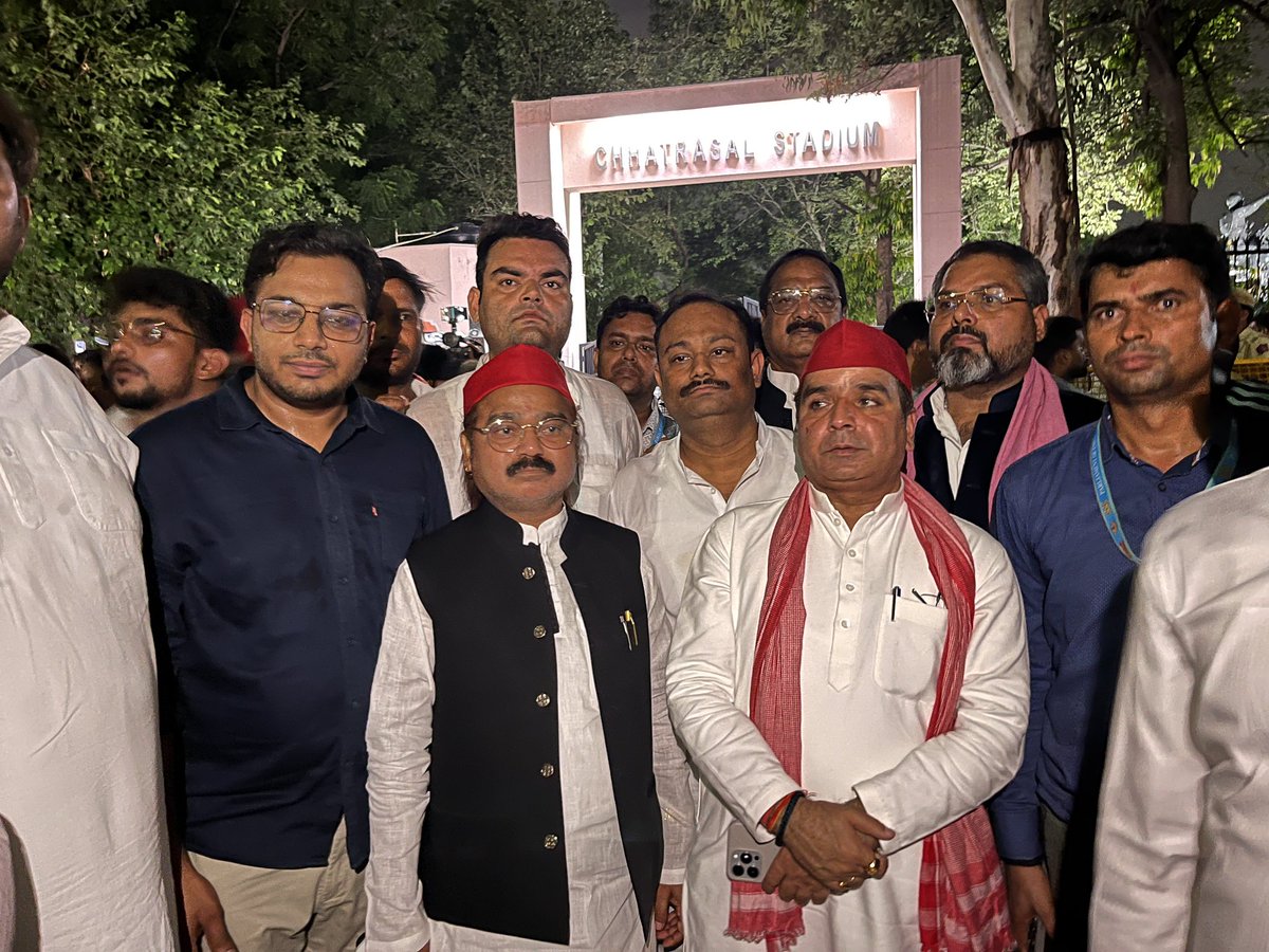 DrLaxman_Yadav's tweet photo. दम है कितना दमन में तेरे,
देख लिया है देखेंगे,

जगह है जितनी जेल में तेरे,
देख लिया है देखेंगे. https://t.co/JMEl6UuPwT