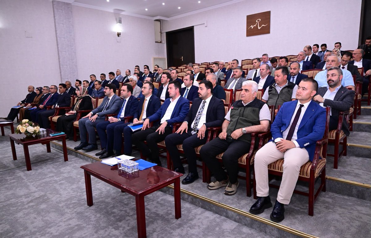 TCAvanos's tweet photo. 📍2026 Yılı 3. İl Koordinasyon Kurulu Toplantısı

Valimiz Sayın Hüseyin Kök başkanlığında, Kaymakam Osman Bilici’nin de katılımıyla 2026 Yılı 3. İl Koordinasyon Kurulu Toplantısı gerçekleştirildi.
➡️https://t.co/qENt5zZcdZ https://t.co/i1wy4b7o9S