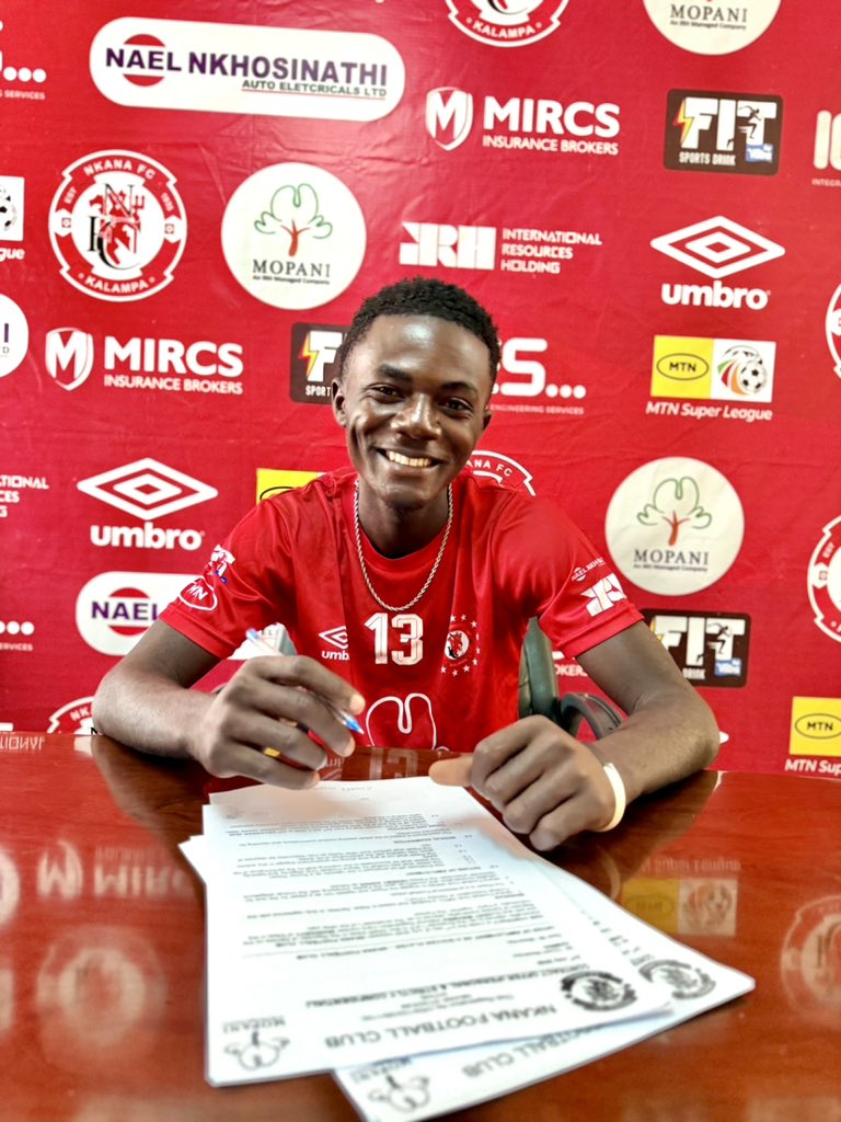FcNkana's tweet photo. ✍️ Clivert Mwamba is a Kalampa!
The 20-year-old left-back joins Nkana FC on a four-and-a-half-year contract from Zambezi Portland FC after helping the club win the 2025/26 FAZ Copperbelt Division One League title.
Welcome to Kalampa, Clivert!
#AbaRED #NkanaFC #Kalampa #WeAreKalampa