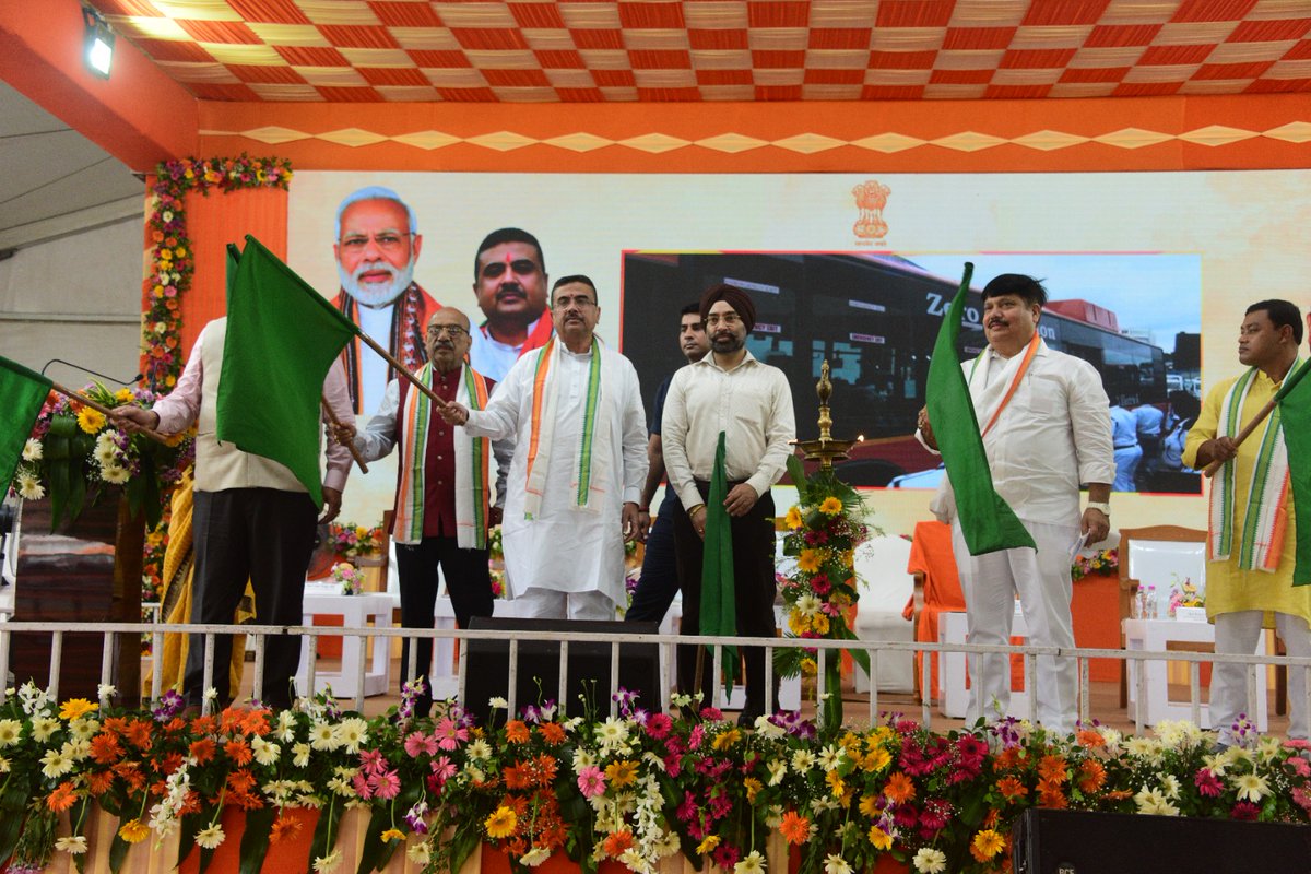 cmowbgov's tweet photo. Hon'ble Chief Minister Shri Suvendu Adhikari flagged off 50 new AC buses, reinforcing West Bengal's commitment to modern, safe and efficient public transport. https://t.co/H48GFzKYxq