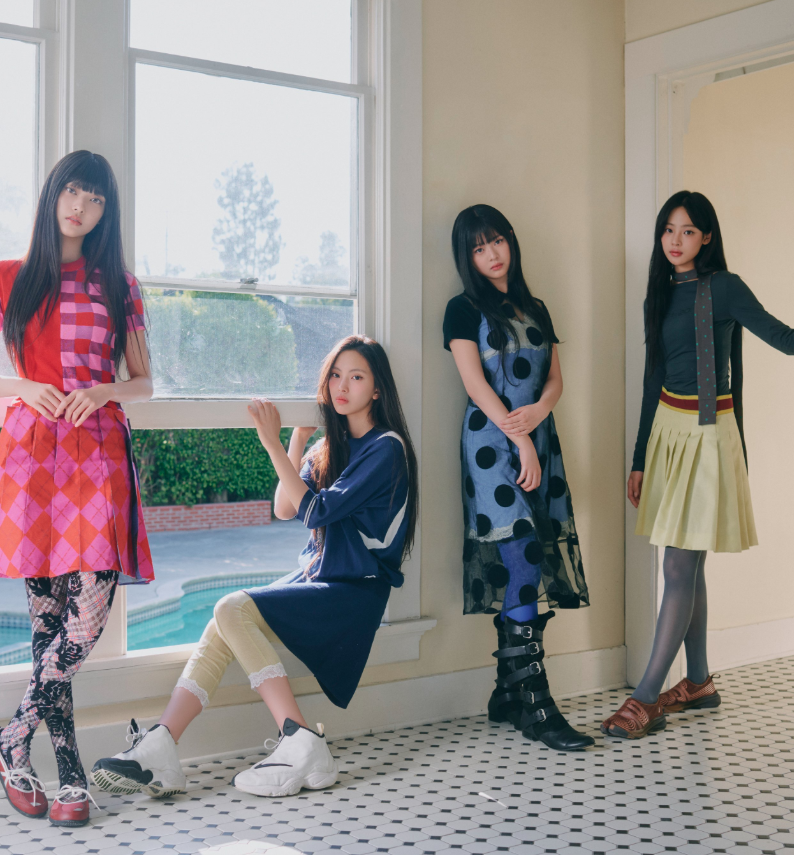 AboutMusicYT's tweet photo. ADOR on NewJeans 4th anniversary video:

"This video is commemorative content produced to enjoy with fans in celebration of the 4th anniversary of NewJeans' debut. We plan to announce NewJeans' specific activity plans and methods after discussions are completely finalized." https://t.co/34yOf6V6re