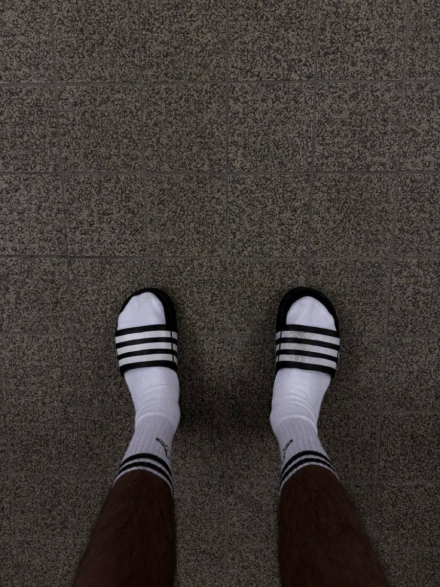 DiggLeon's tweet photo. Mein Master hat noch nicht die Aufmerksamkeit, die er verdient. 🖤

Als sein Slave kann ich euch nur sagen: Er ist streng, dominant und weiß ganz genau, was er will. 👀

Also, worauf wartet ihr? Schaut bei ihm vorbei, folgt ihm und zeigt ihm ein bisschen Liebe. https://t.co/lx2O73mNqf