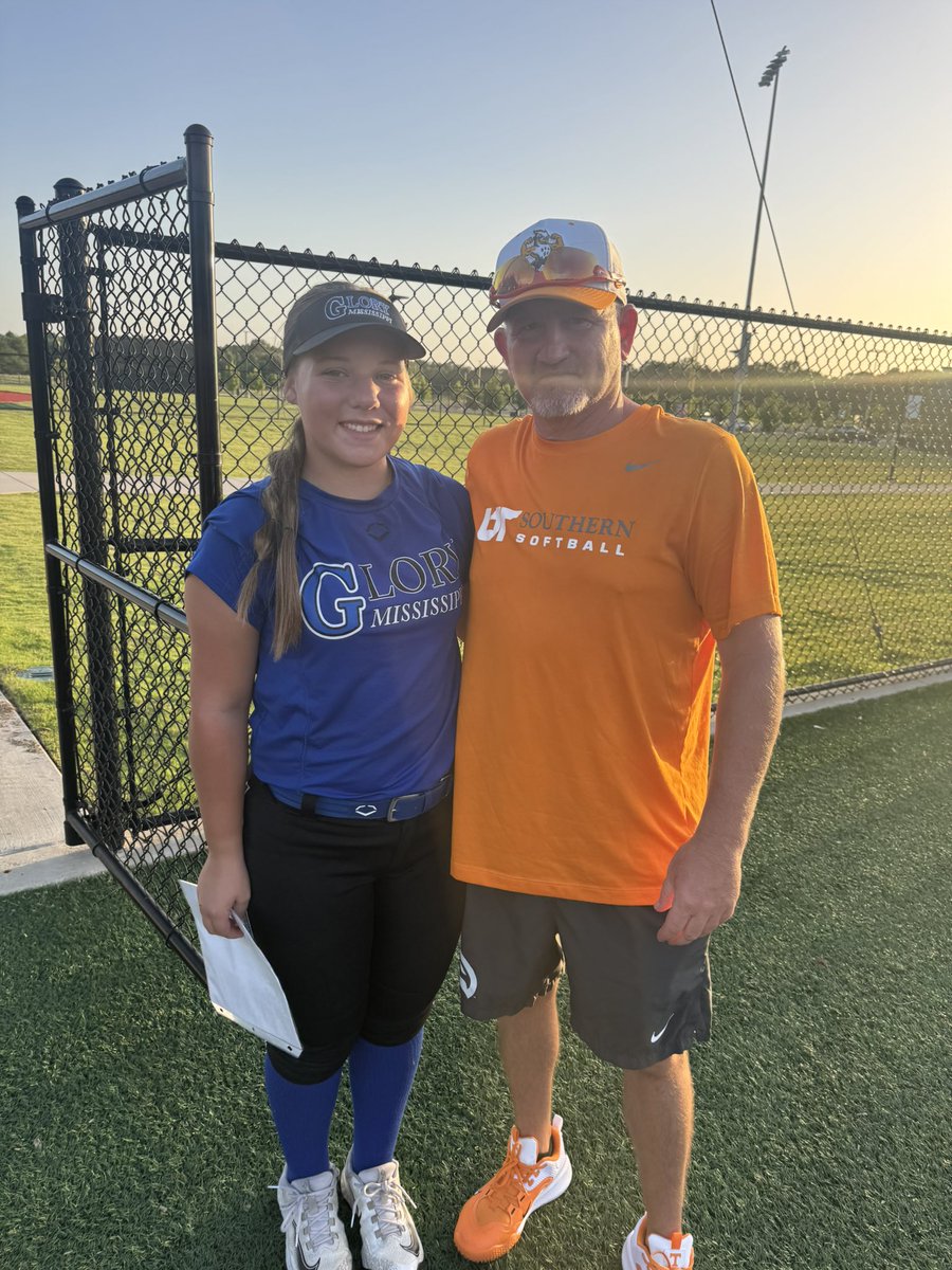 BraelynnScott08's tweet photo. I met so many coaches last weekend I had to make two post thank you again to these coaches ! https://t.co/j5Tx81JKBH