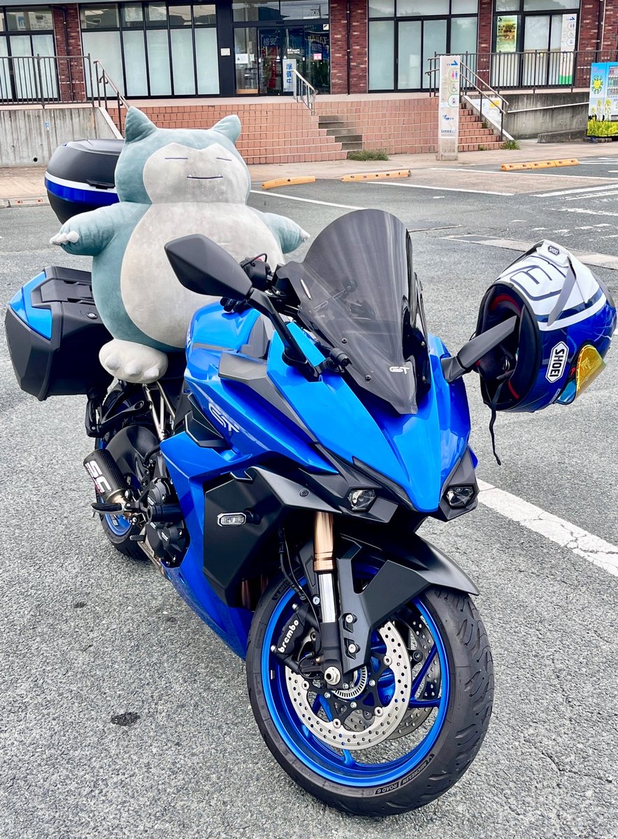 kai_crosscub's tweet photo. 〜自己紹介〜

名前: かい
性別: 🚹
住み: 神奈川
愛車: GSX-S1000GT + CC110 

2年振りに大型バイク納車しました！
また相棒のカビゴンと走ってますので声掛けて貰えると嬉しいです😊

#バイク乗りとして軽く自己紹介
#バイク乗りとして自己紹介
#バイク乗りと繋がりたい
#バイク好きと繋がりたい https://t.co/azozRsQ9hy