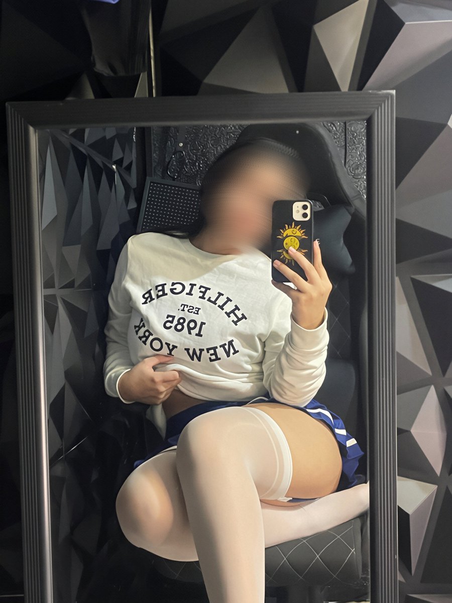 valecitaval01's tweet photo. TELEGRAM : VALECITAVA 🔞 https://t.co/oH41vFQD0E