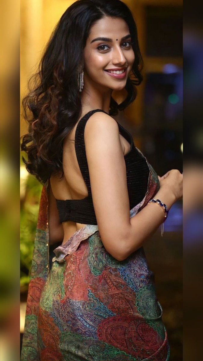 shankar7in's tweet photo. Meenakshi https://t.co/0ryu2Ccc01