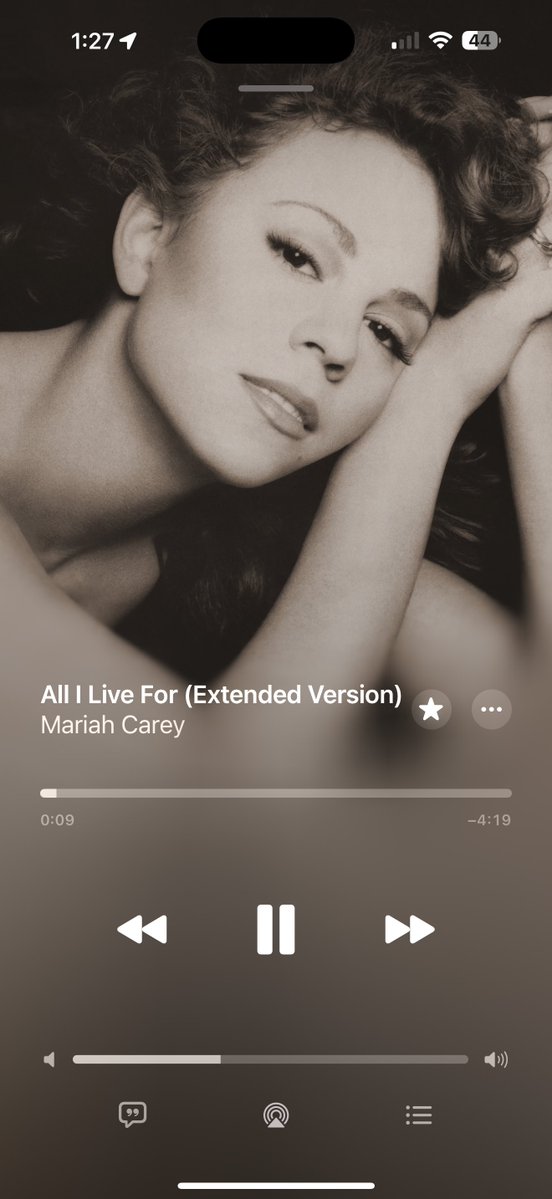 YESANDARlANA's tweet photo. her hiding the greatest song in her discography for 30 years https://t.co/0KQ9ohcCzj