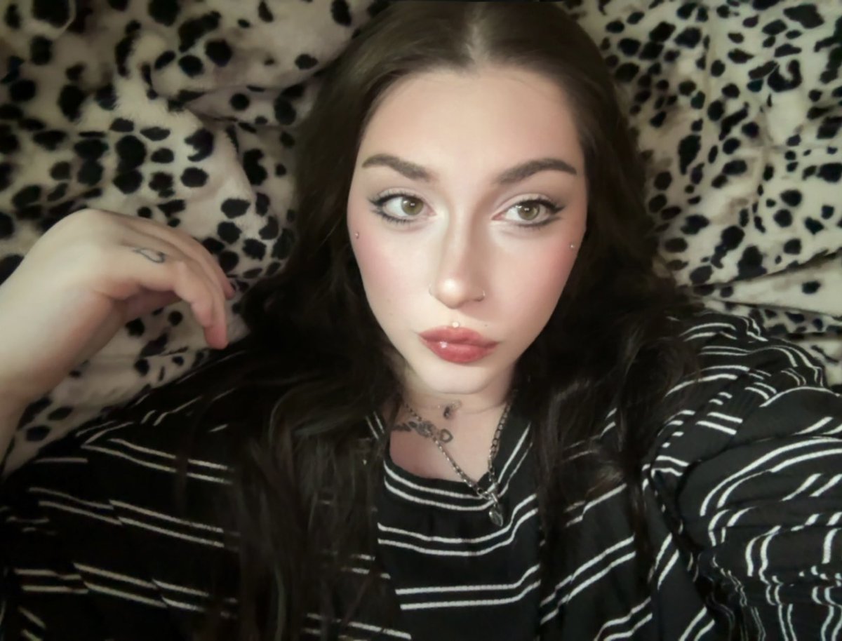 ⱽᵉˡᵒʳᵃ𑣲⋆ tweet media