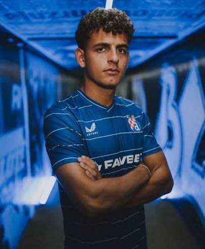 Brandao76610377's tweet photo. Nella partita di preliminare di #Champions League, #Sergi #Dominguez fa una prestazione pulita senza errori difensivi.
Uno dei migliori in campo.

Ma dobbiamo fare i conti della serva per fare il mercato purtroppo…

#Lazio #Mercato #Gattuso #SergiDominguez #DinamoZagabria #CL https://t.co/5GZ5NptTT4