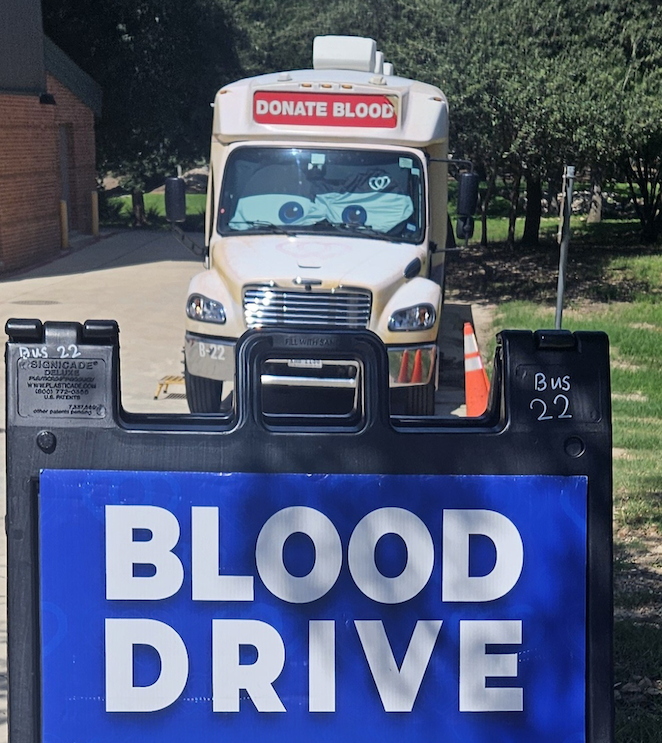 govista's tweet photo. Your donation can make a difference!

South Texas Blood & Tissue will be holding a mobile blood drive Wednesday, July 22, from 10 a.m. to 3 p.m. next to Live Oak Hall. 

Donors will receive two free movie tickets as a thank-you for helping save lives! 🍿 🎬 

🕑 Schedule an appointment or stop by — walk-ins are welcome!

#NVC #DonateBlood #SouthTexasBloodAndTissue #BloodDrive