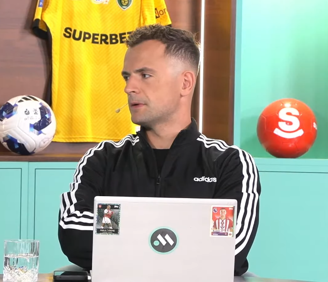 Meczykipl's tweet photo. Aarhus 1:4 Lech

🗣️ @D_Smyk: Michał Gurgul to dla mnie cichy bohater. Wiem, że to nie jest takie sexy nazwisko, kiedy strzelasz cztery gole...

🗣️ @RadekP92: Stary... Ja pcham Gurgula do reprezentacji od paru miesięcy.

🗣️ @D_Smyk: Jestem wielkim fanem tego, co się z nim stało od początku roku. Jego rola w rundzie wiosennej była bardzo niedoceniona. Lech idący po mistrzostwo zbiegł się z formą Gurgula. Nie wiem, czy to dziś obrońca na warunki reprezentacyjne, ale zastanawiam się nad konkurencją i nie widzę wielu innych nazwisk, co do których byłbym bardziej przekonany.