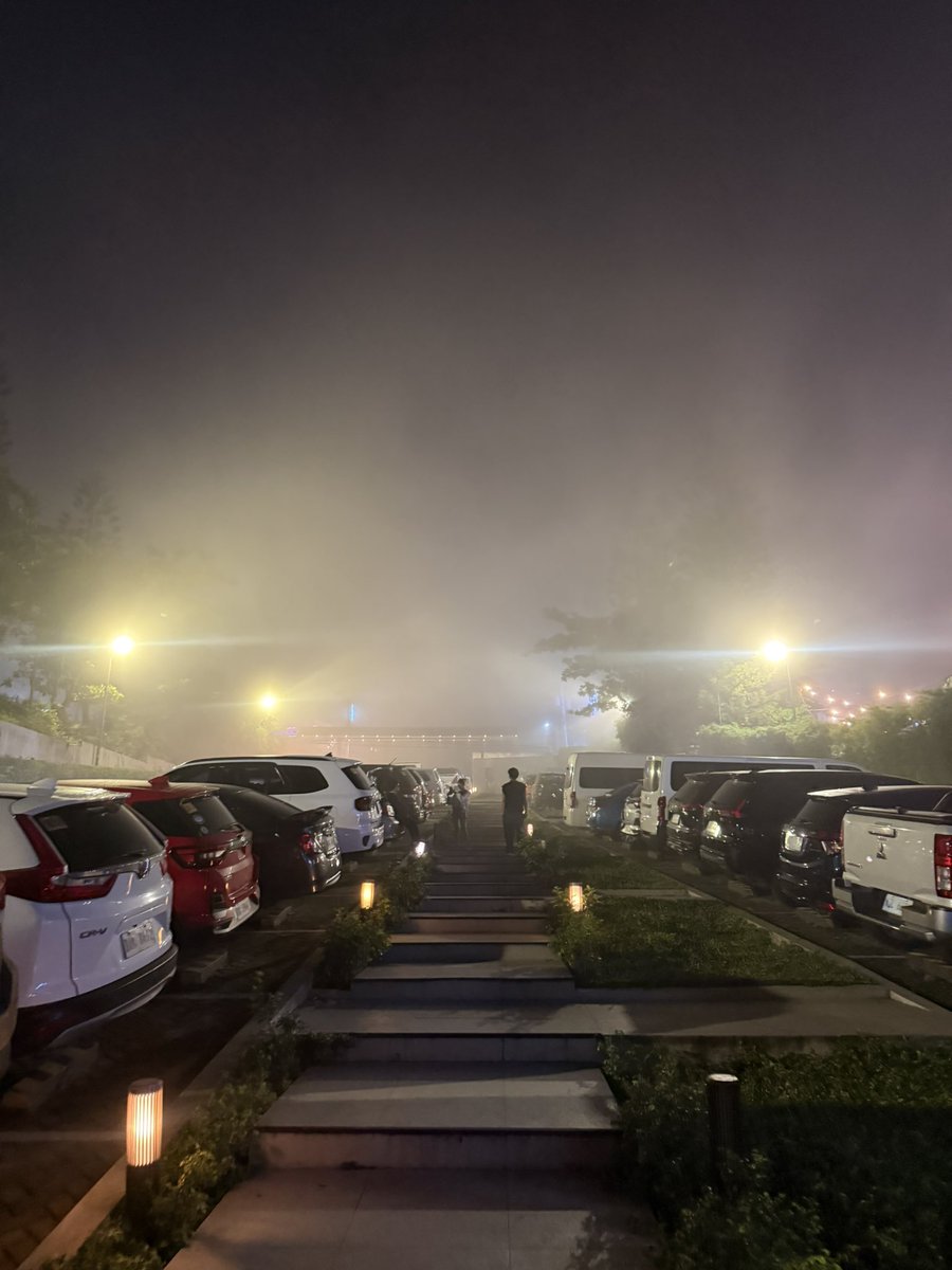 UrScrtLoverBoy's tweet photo. tagaytay weather super lamiggg🥶🌬️ https://t.co/EoQNdHYNGo