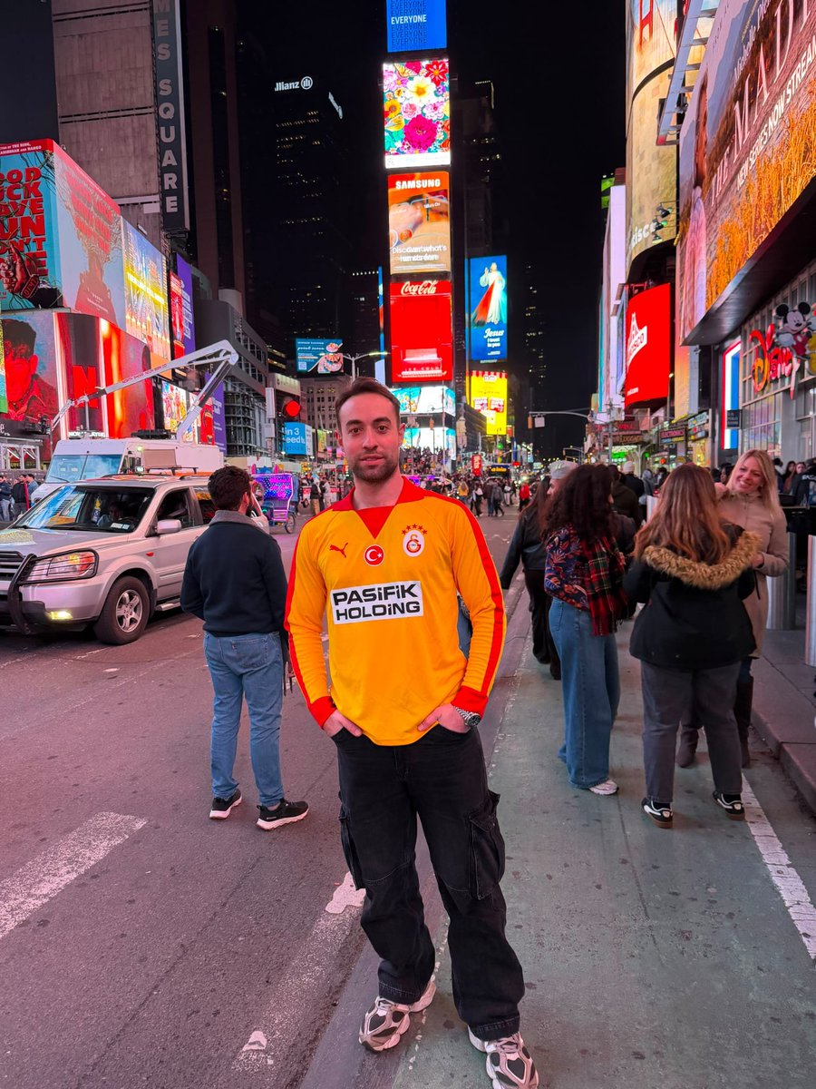 uAUNIGebzeTek's tweet photo. Grubumuzun sevilen üyelerinden Atahan Pune’nin doğum gününü kutlar, hep birlikte nice mutlu yıllar dileriz.

#ultrAslanUNI  #uAUNIGebzeTek https://t.co/fYUcW3KIc7