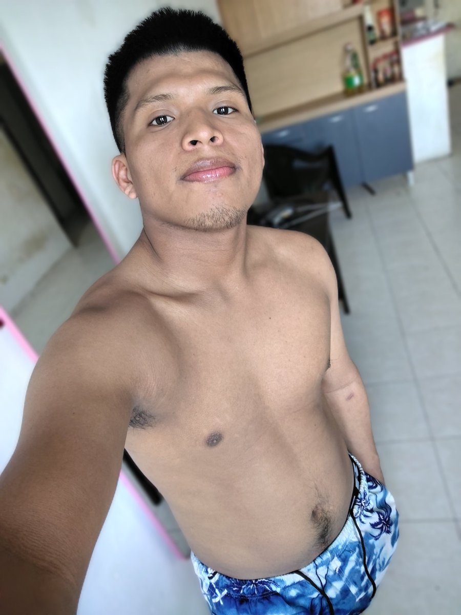 Ernergser's tweet photo. Calor🥵🥵🥵 https://t.co/Y6WsA6NGfM