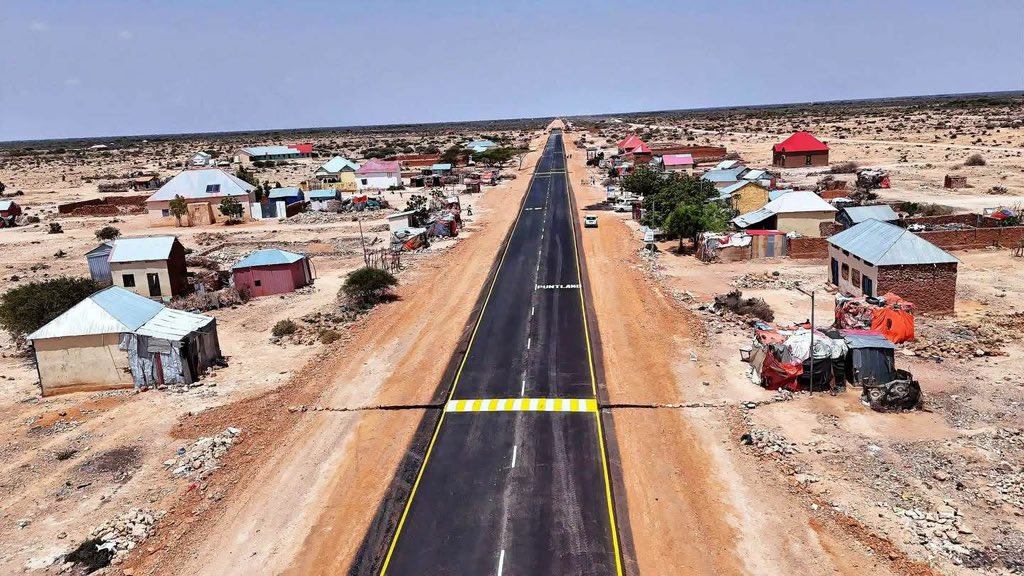 Omar_Hayier's tweet photo. #Puntland #PeaceAndDevelopment https://t.co/mVD2hGWHsv
