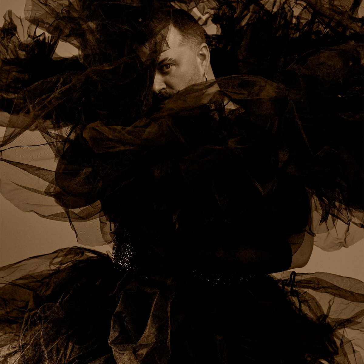 samsmith's tweet photo. OH MOTHER

Tomorrow 6.30pm BST / 1.30pm ET https://t.co/7kMl2jskB2