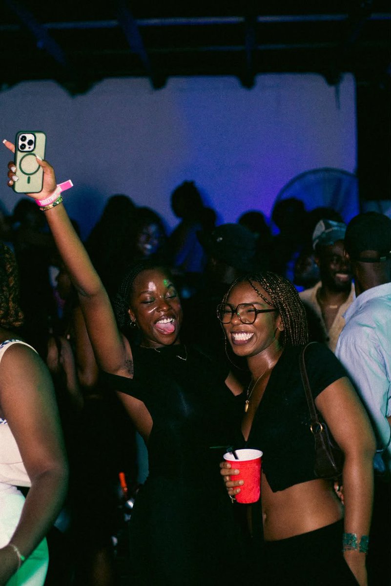 effthedj's tweet photo. My baby LoveLikeThis (@ItsLoveLikeDis) returns for The Anniversary this Saturday! 🤧 Ugh can’t wait 💙💙💙

🗓️ 25th July
📍Enzo 
🕐 5pm - 12am 

Real lovers, ARISE! 

Get your tickets -> https://t.co/xtGlElrs55 https://t.co/f0bHYUZzyO