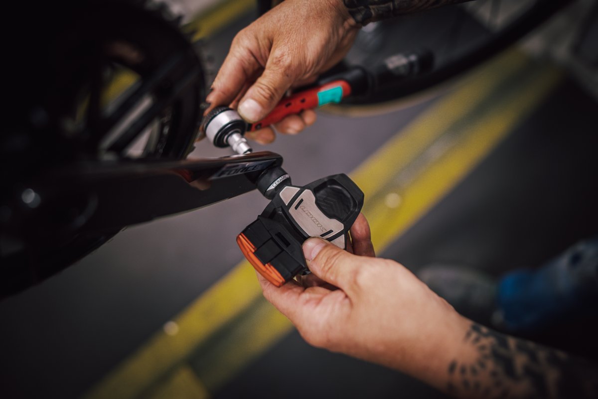 lookcycle's tweet photo. Crafted in Burgundy ๐ซ๐ท
Every LOOK 795 Blade RS 3 is painted, assembled and quality-controlled in our French factory with uncompromising attention to detail.
Watch the Dream Build with Dream Build Bikes on YouTube: https://t.co/h1v1V9ryND
#LOOKCycle https://t.co/P2j4tT6RIn