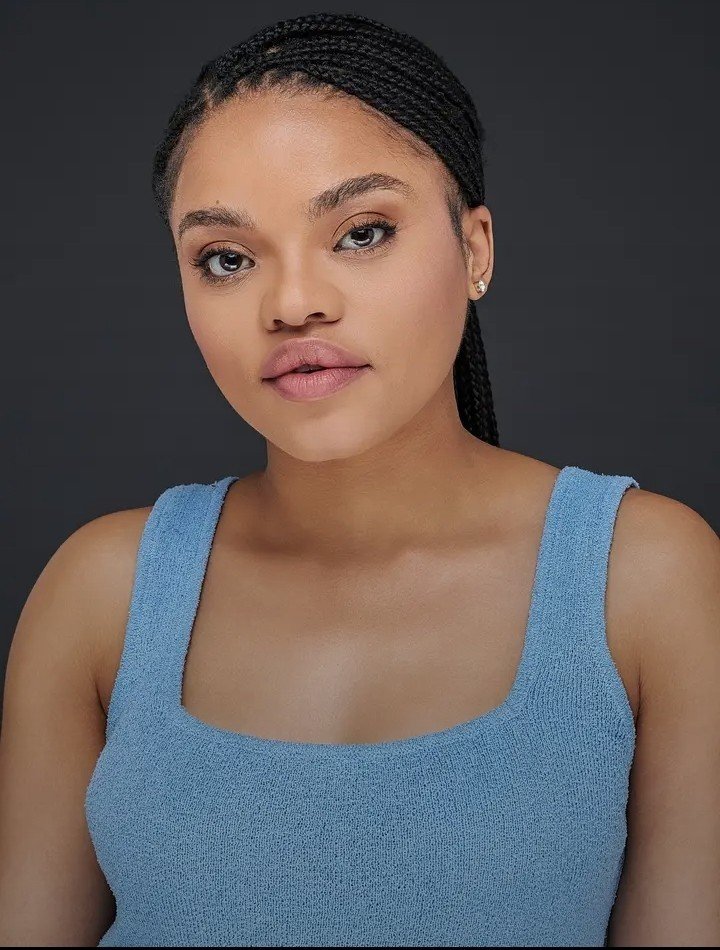 LetsoaloRant's tweet photo. Makgotso.. ❤️❤️❤️❤️❤️
Used to love her lips sooo much. https://t.co/UBVb9OOP85