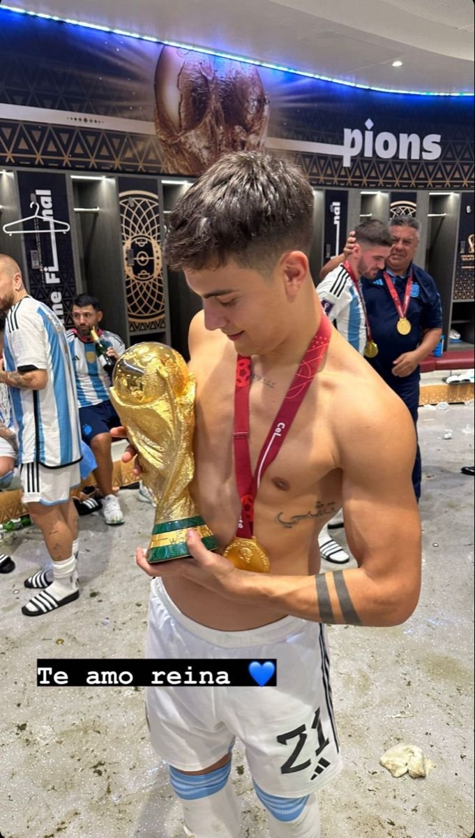 begwdc's tweet photo. por siempre dybala en qatar 2022 mi alma conectada a la tuya https://t.co/ttZKa0MnvK