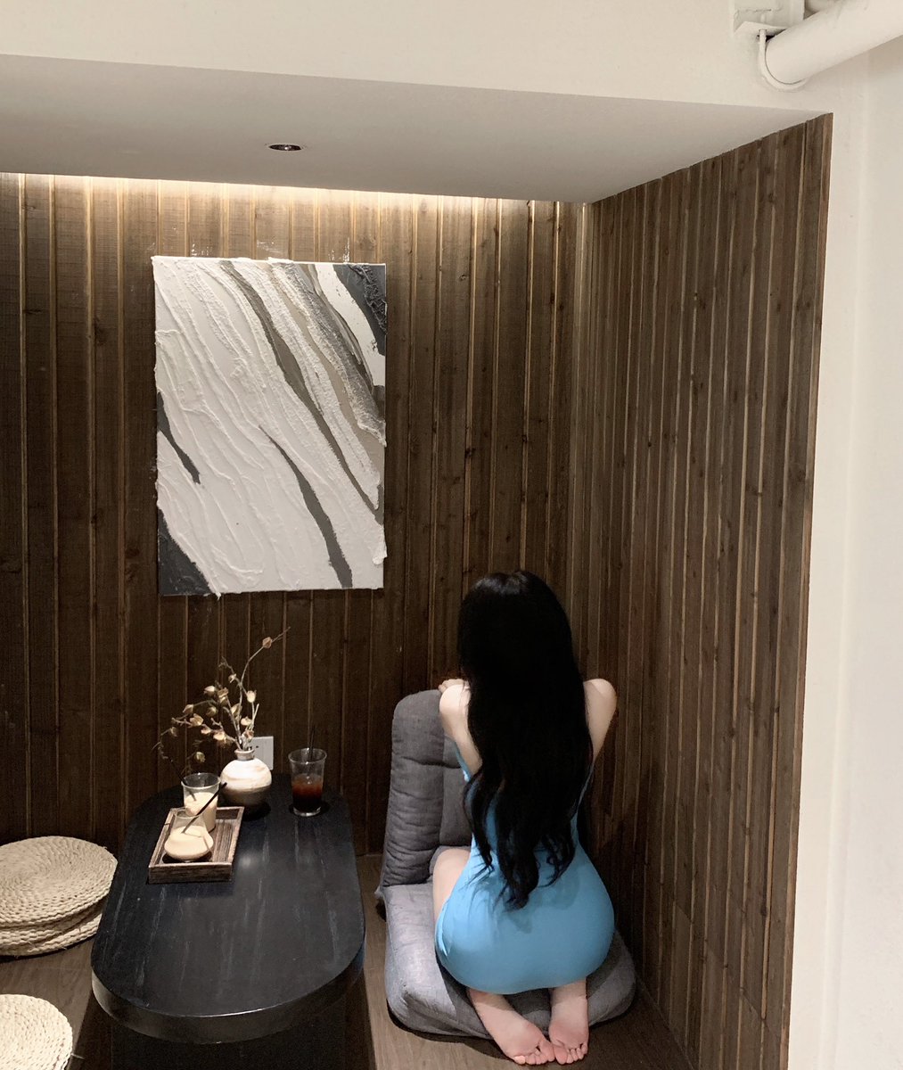 cross_jess4041's tweet photo. 约会ootd 很快乐没错了
超级喜欢上海哥哥的大方 https://t.co/oofqxNhYtg