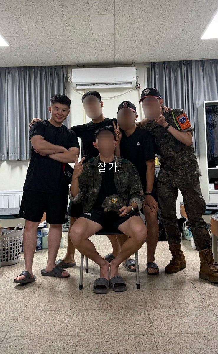 netheremissary's tweet photo. arms 💪 https://t.co/HcAHkq10Td