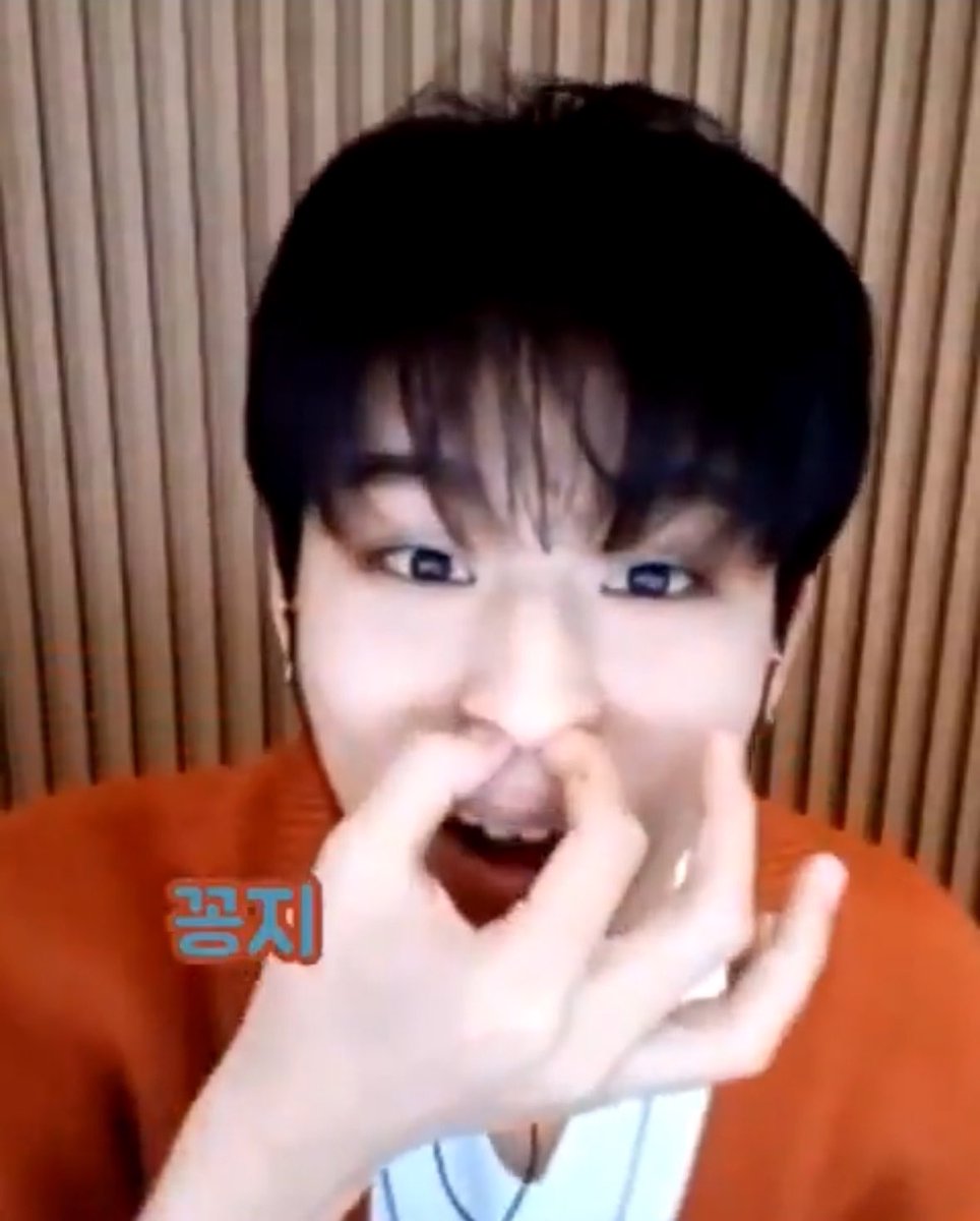 jwoo4ever's tweet photo. @9onge28 https://t.co/itrD97lgKz