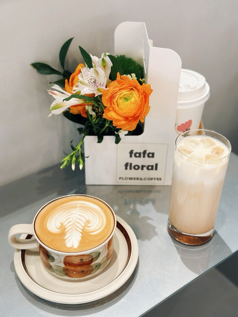 bnufarm's tweet photo. Just stumbled on a hidden gem in downtown—truffle pasta that melts in your mouth and a latte so creamy it’s worth every penny. Food lovers, mark this spot! https://t.co/h3avfFO0T9