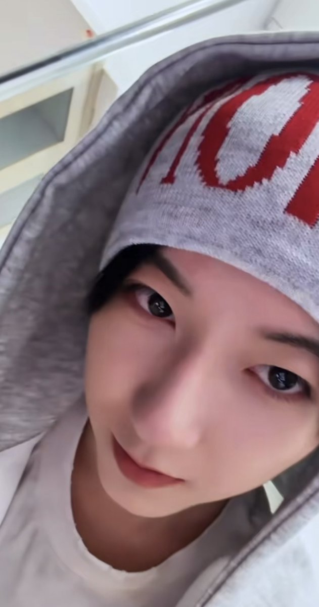 inzouet's tweet photo. 🥚🥚🥚🥚🥚 https://t.co/vpaccPehv1