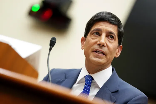 charles_min's tweet photo. Federal Reserve Chair Kevin Warsh made his first appearance before Congress Tuesday, breaking new ground and doubling down on his recent tough talk about inflation and the central bank’s independence from political interference. https://t.co/dKEeyEHgcl https://t.co/9stmzxo0lE