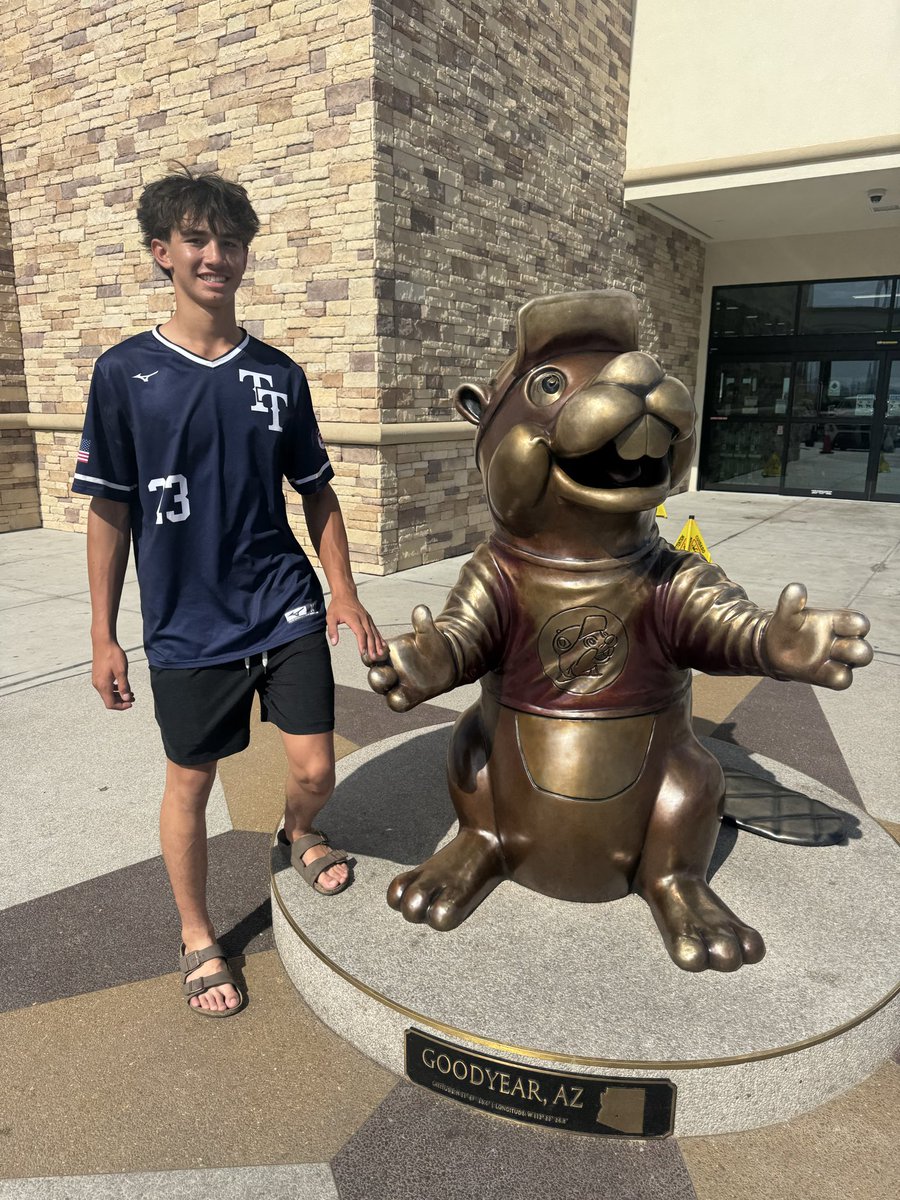 LeXzo's tweet photo. Good baseball week in AZ spending time with my boy @JacksonPah99348 .   16U Perfect Game #WWBAWest

✔️ Handful of ABs—Backside double
✔️ Catching reps —2B Velo 78 stalker
✔️ Held his own against older, stronger

Oh… and Buc-ee’s never disappoints.
⚾️@TopTierLasVegas https://t.co/z1A6CT516G