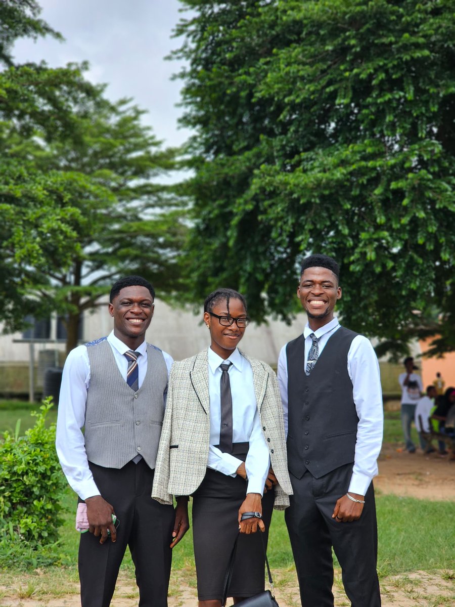 nabetsfuta's tweet photo. FYB DAY 3: Coporate day https://t.co/92jaa1z4Ko