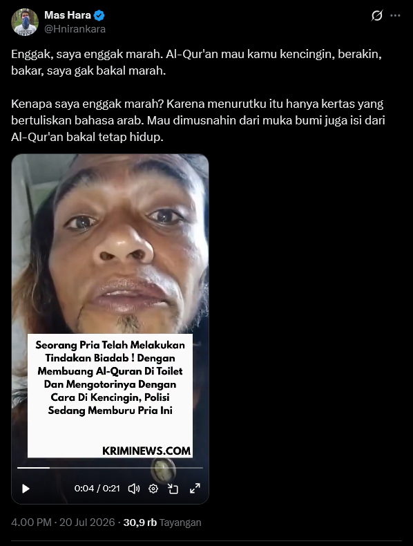 gungbaster's tweet photo. Jir pada rame di Twitter karena ada seorang pria random membuang Alquran dan mengencinginya di toilet. Dan kejadian ini kayaknya memang di Indonesia karena pelakunya berbahasa Indonesia dan malah nantangi netizen. 

Hal ini jelas membuat banyak netizen murka dan mau memburunya bahkan ada yg koar-koar mau menggoroknya karena melakukan penistaan agama.

Bahkan salah satu celeb Twitter yg merupakan salah satu aktivis oposisi paling terkenal si @Hnirankara (Hara Nirankara) juga kena imbasnya diamuk dan diburu netizen juga karena mengatakan "dia tidak masalah Alquran mau dikencingi, dibakar, atau diberakin karena menurutnya Alquran itu cuman kertas, sedangkan isinya tetap hidup"

---------------------------------------------

- Well pandangan Hara ini sebenarnya mirip seperti pandangan Ajahn Brahm (seorang biksu Buddha terkenal) yg pernah diberitahu muridnya ada orang yg membuang kitab Buddha ke toilet dan mengencinginya ?? 

- Ajahn Brahm lalu menyuruh muridnya memanggil tukang ledeng karena kitab yg dibuang ke toilet itu pasti akan menyumbat toilet tersebut. 

- Lalu Ajahn Brahm ditanya lagi oleh muridnya kenapa dia gak manggil polisi saja untuk menangkap penista agama tersebut.  Apakah dia sebagai Biksu tidak marah kitab agamanya dinistakan ?? 

- Menurut Ajahn Brahm gak perlu marah karena kitab suci itu cuman kertas biasa jadi walaupun dinistakan gak masalah, yg penting ajaran Buddha tetap hidup dihati banyak orang. 

- Justru menurut Ajahn Brahm penistaan agama Buddha terbesar itu adalah orang Buddha yg tidak menjalankan ajaran Buddha dan malah jadi biang kerok kejahatan dibumi, bukan karena kitabnya yg di kencengi dan dibuang ke toilet oleh orang yg benci Buddha.

---------------------------------------------

Nah masalahnya walaupun ajaran ala Ajahn Brahm ini adalah tingkat spiritualis tertinggi, tapi masalahnya doktrin Islam seperti hukum FIqih itu sangat berbeda 180 derajat dari doktrin Buddha seperti hukum Darma. Dimana dalam banyak fiqih memang melakukan penghinaan atau penistaan kepada kitab suci Islam itu bisa difatwa mati.

1. Bahkan jangankan mengencingi atau membuang Alquran ke toilet, dituduh membakar alquran saja bisa dibakar hidup-hidup oleh masa umat Islam yg marah seperti kasus "Farkhunda Malikzada" seorang perempuan di Afganistan yg disiksa, dilindas mobil, sampai dibakar hidup-hidup cuman karena difitnah membakar Alquran. 

2. Atau kayak kasus "Salman Rushdie" dimana Rushdie bikin novel yg terinspirasi oleh beberapa ayat di Alquran yg dihapus karena dianggap ayat dari setan yaitu Qissat al-Gharaniq (Kisah Burung-Burung Bangau), hal ini saja walaupun memang ada sejarah realnya dalam Sirah Nabawi dan bukan hoax atau fitnah. Tetep saja Salman Rushdie difatwa hukuman mati oleh Ayatollah Ruhollah Khomeini (seniornya Ayatollah Ali Khamenei) karena dianggap menistakan Alquran, yg membuat dia seumur hidupnya diburu para jihadis syiah yg ingin membunuhnya yg akhirnya menyebabkan beberpa penerjemahnya mati dibunuh dan dia kehilangan sebelah matanya.

---------------------------------------------

Jadi pada akhirnya memang kasus penistaan Alquran semacam ini tidak akan dimaafkan umat Islam. 

Tapi disi lain juga kaum non-islam atau mantan-islam ane rasa tidak perlu terlalu berlebihan dengan menodai kitab suci agama Islam bila tidak suka Islam. Mari kita menghormati kitab suci masing-masing agama sekalipun kita gak setuju dengan isinya.

Kita tentu tidak ingin negara dan bangsa kita dianggap sama barbarnya kayak di Afganistan maupun Iran yg penduduknya bisa dengan entengnya membunuh "Farkhunda Malikzada" atau memburu "Salman Rushdie", biarkan hukum formal saja yg bertindak bukan kekerasan brutal karena kita adalah manusia yg beradab.