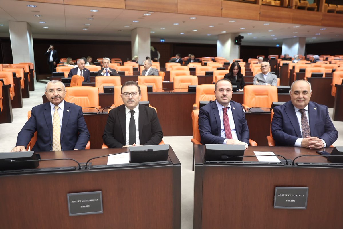 bbismailerdem's tweet photo. TBMM de Cumhurbaşkanlığı tezkeresini görüşerek kabul ettik.

Somali’de Askeri birliklerimizin görev süresi 2 yıl daha uzatıldı.

T.C. Devleti; kökleriyle yükselişe devam ediyor, Büyük Dünya Devletiyiz… 🇹🇷🇹🇷🇹🇷

@kemalcelik007 @avhalukipek
@Selami__Altinok  @yasarkirkpinarr
@yaldatmaz @mhamarat52