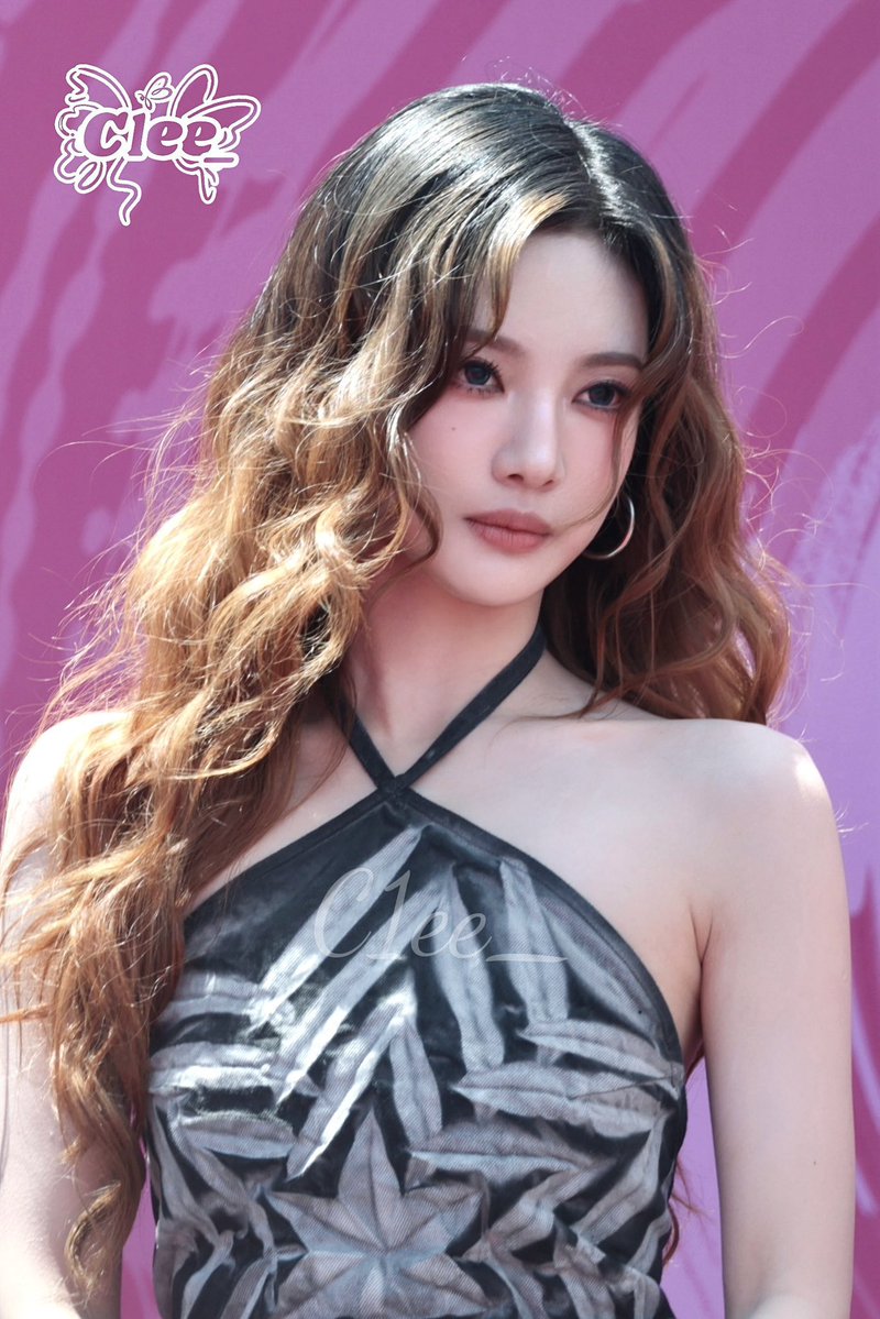 icurina's tweet photo. theres something about ningning with this hair that makes her latina https://t.co/CMV7rKKj55
