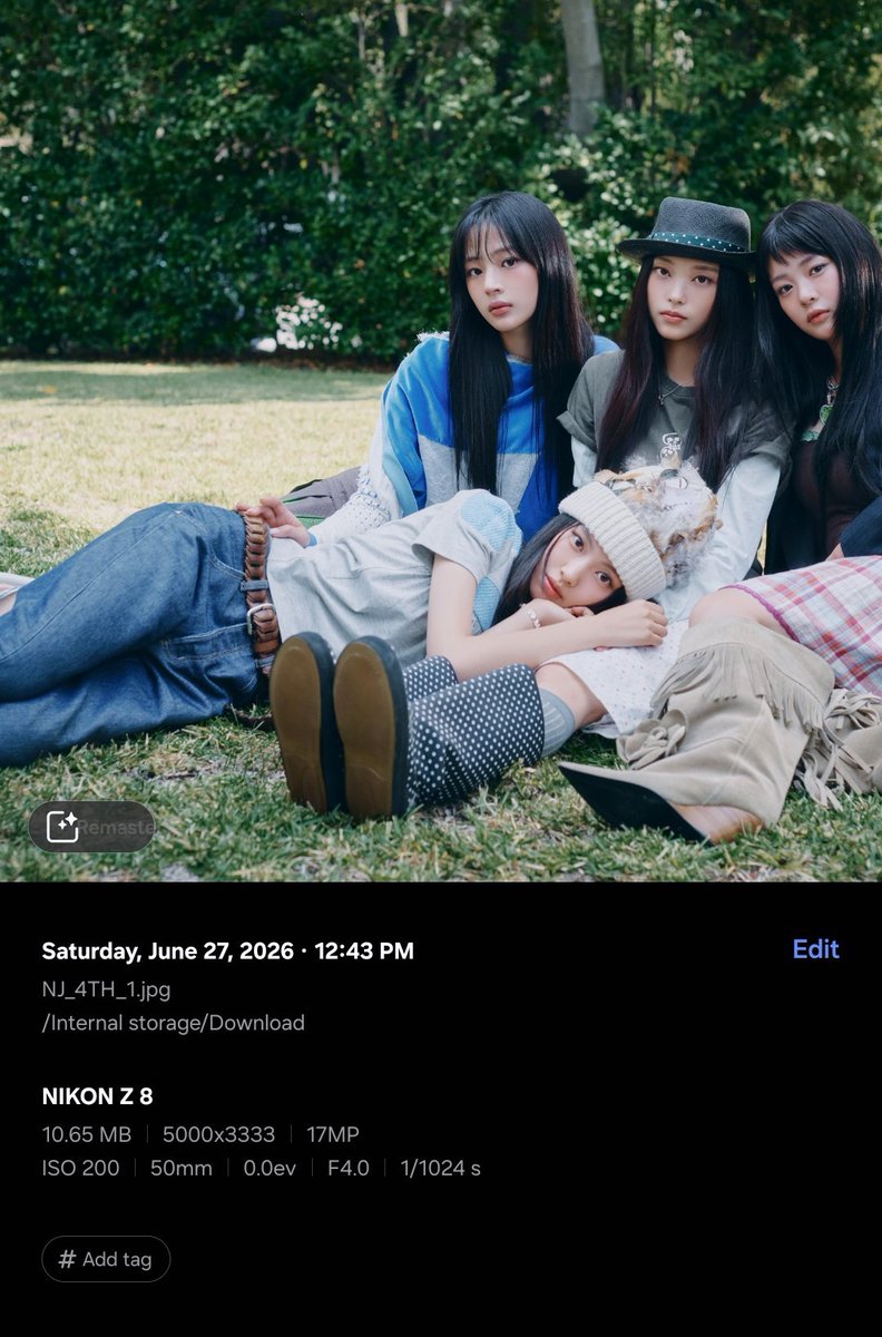 722archive's tweet photo. since 27 june??? https://t.co/4GyBVffLVP