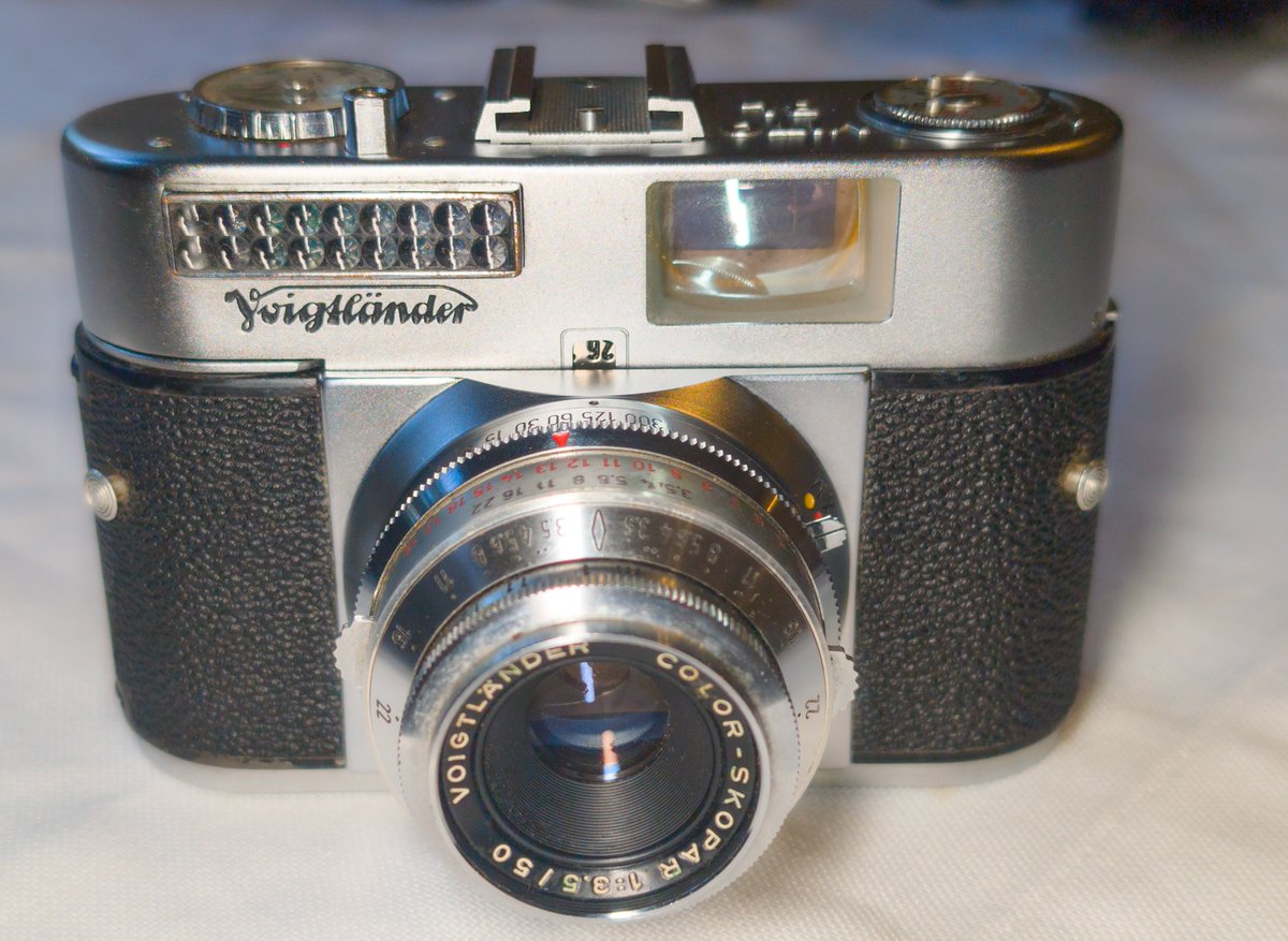 お知り合いからフィルムカメラを頂いちゃいました カメラ:Voigtländer