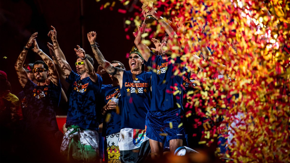 fifaworldcup_ar's tweet photo. 🇪🇸 🎉

#FIFAWorldCup https://t.co/JRLbla6AoO