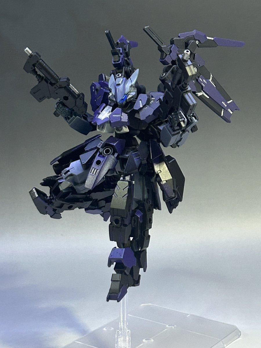 ruin_scarlet0's tweet photo. ヴァナディース・ミストレス
(イモータル・ファンタズマ)

BJ工房製武装試験用小型機ヴァナディースの試作1号機
各エリアに分散して降下した部隊の機体を補助の為、追加武装である支援機イモータルマークと共に戦場を駆ける
主に空戦や高速機動戦を行う機体の補助が目的の武装

#30MMCM2026
#30MMBF https://t.co/2o0weXTCuc