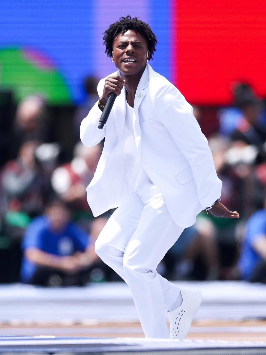 IShowSpeedHQ's tweet photo. 🚨| BREAKING: Speed generated over HALF A BILLION combined TikTok views from viral clips and discussions within 24 hours of his FIFA World Cup Closing Ceremony performance 🤯🐐 https://t.co/NWRfGMScM6