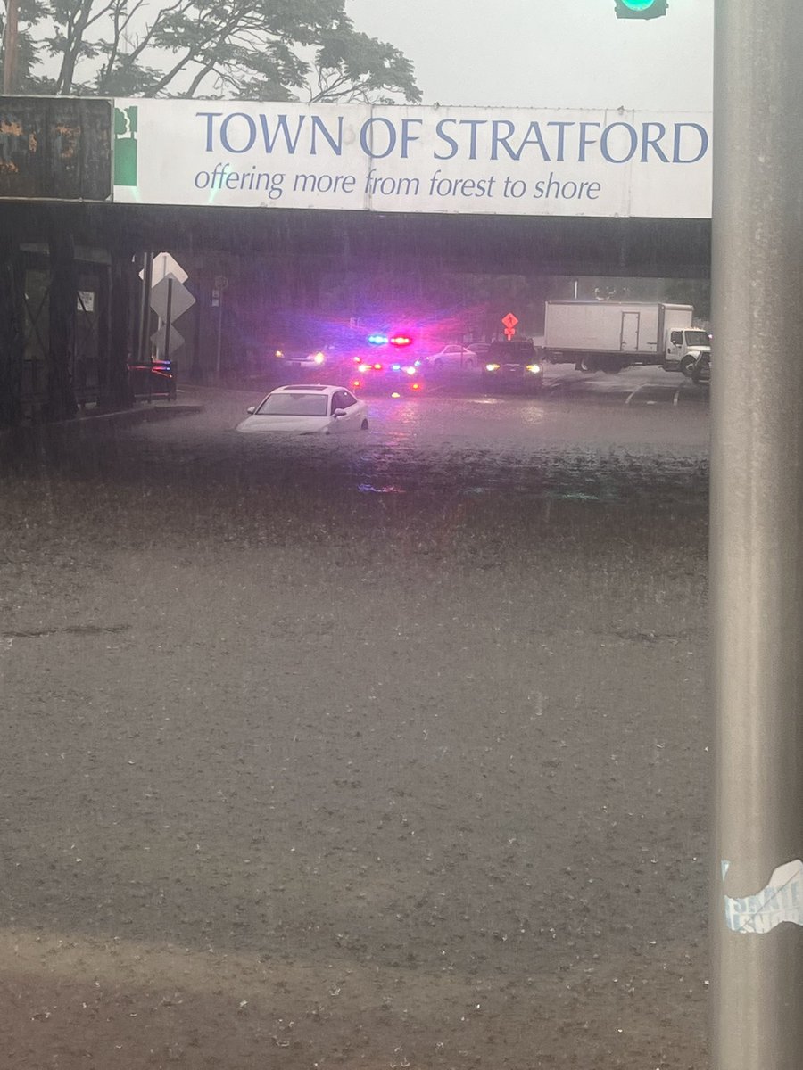 SullyinVA's tweet photo. @gilsimmons Stratford at 1:45 https://t.co/lniWUr1vMh
