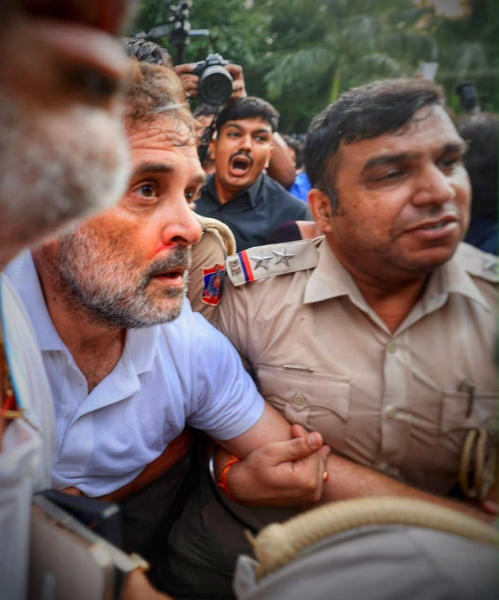 vikramsingh4inc's tweet photo. मेरे लहू का हर एक कतरा इंकलाब लाएगा।
@RahulGandhi @IYC https://t.co/9xmyyyuAJE