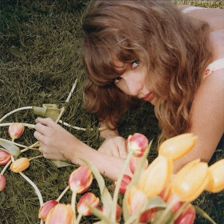 TSwiftBase13's tweet photo. ‼️| A Taylor Swift website has been updated again after it was taken down just a few hours earlier. https://t.co/6yUCzxWOky