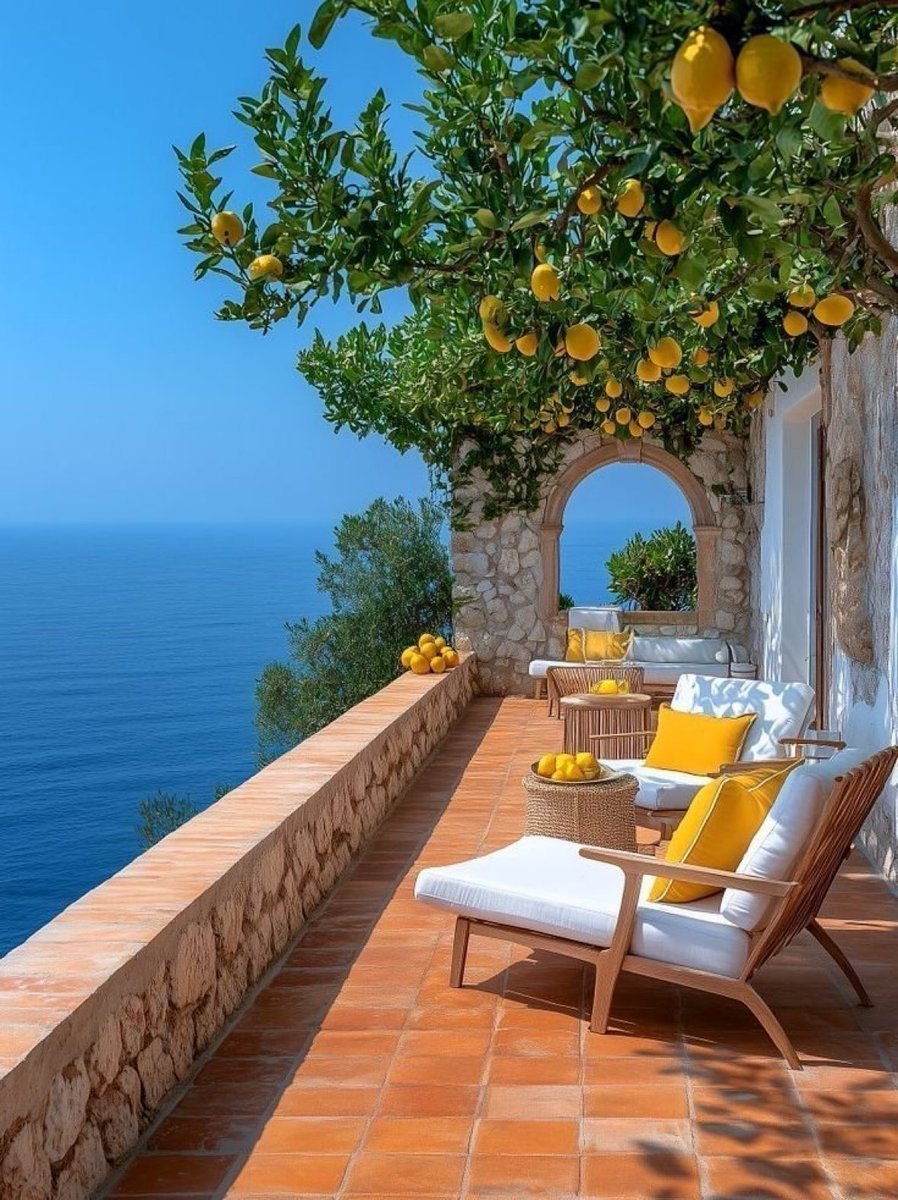 naturebeauty760's tweet photo. Capri, Italy 🇮🇹 https://t.co/8oWjODg7Nh