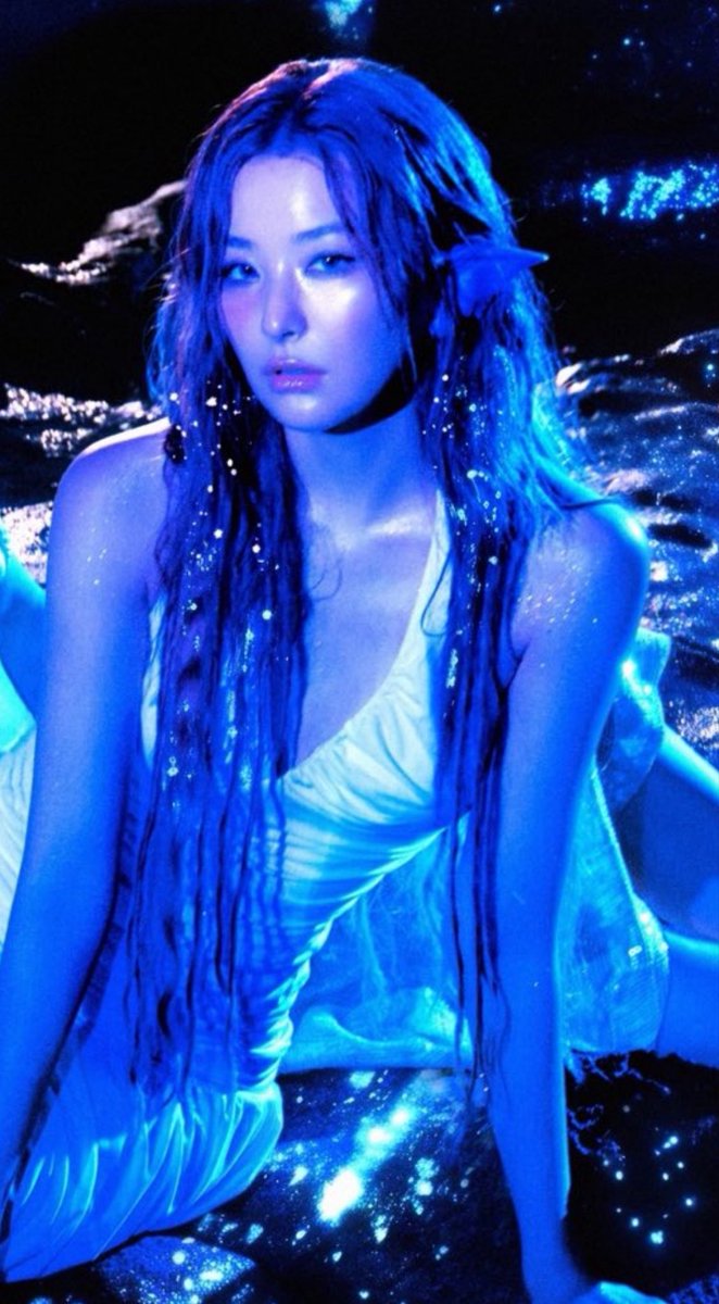 2ne1TV's tweet photo. like okay… https://t.co/cP1X8Aqrqo