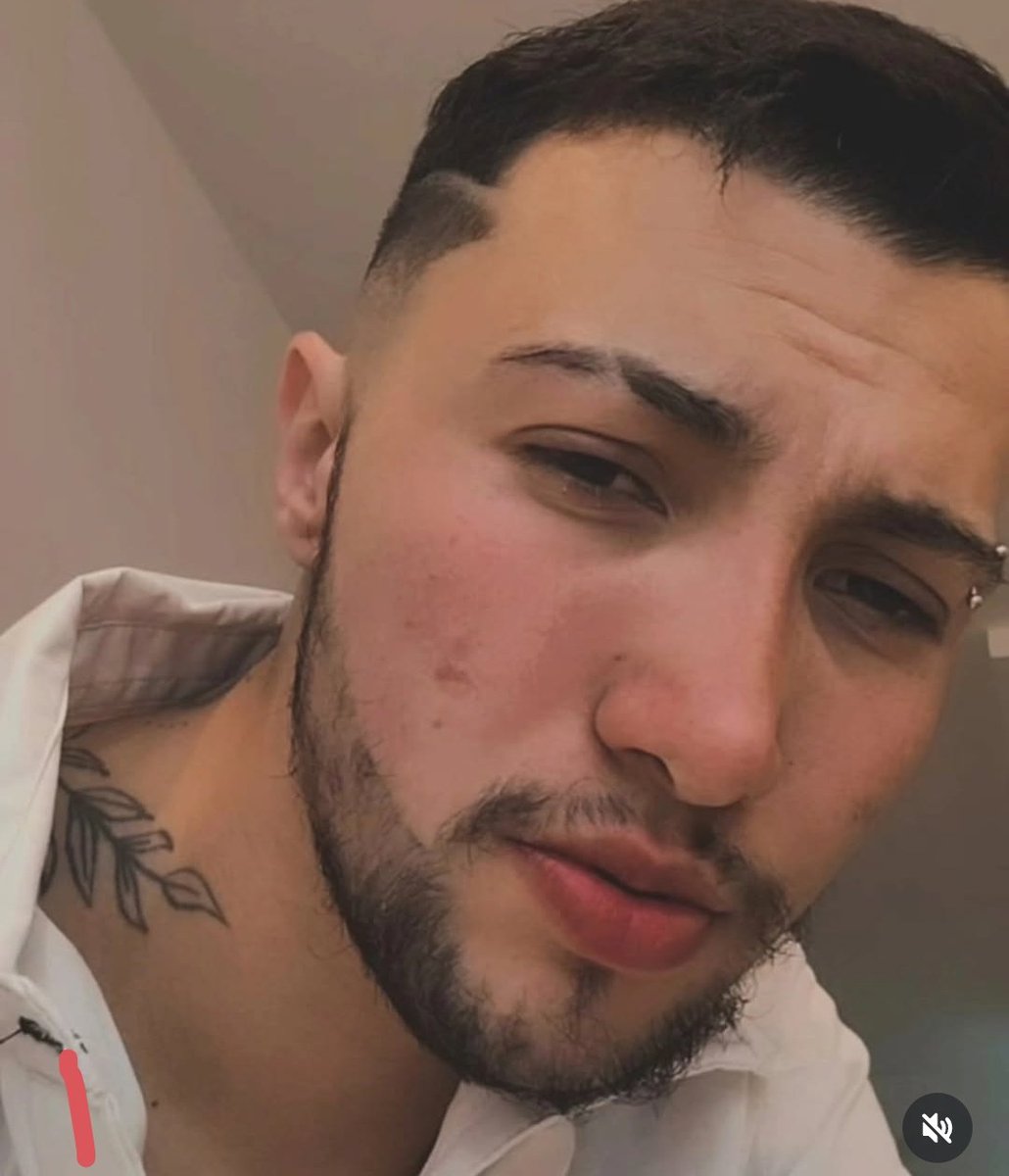 FTMLeandro's tweet photo. #ftm #transmasculino #pornhub https://t.co/dT0zrLK7kt